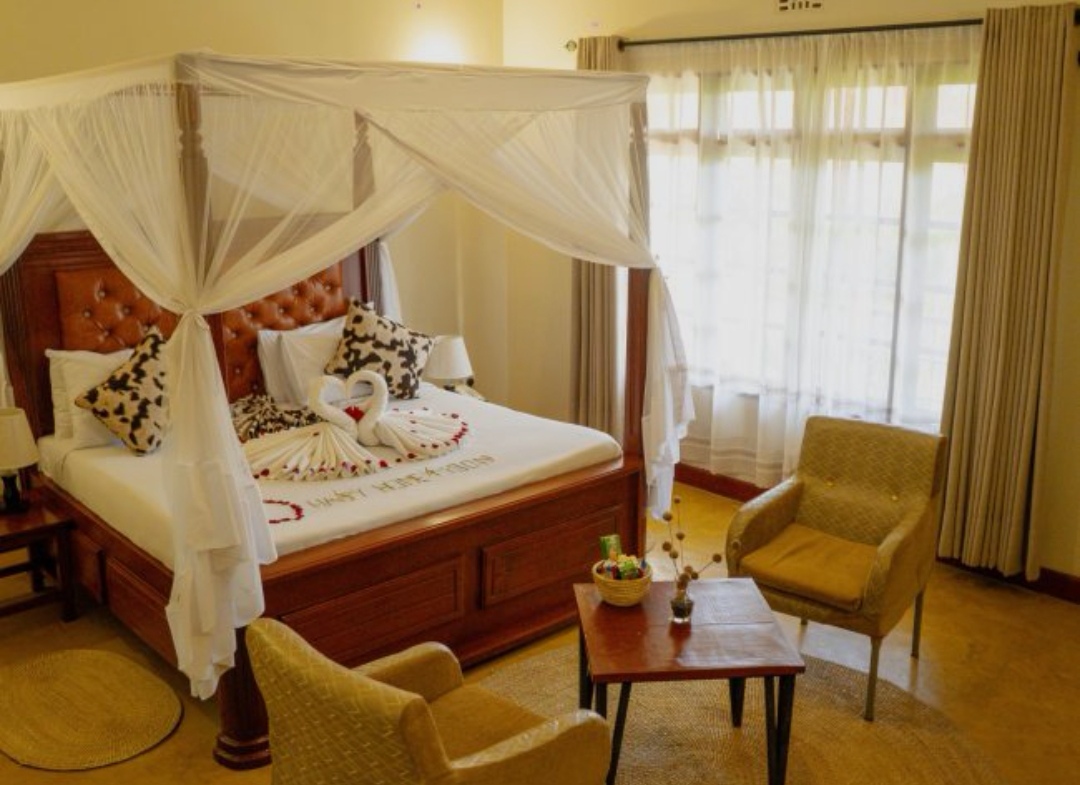 Pazuri Inn
